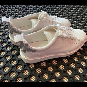 Zara Basic White Shoes Size38